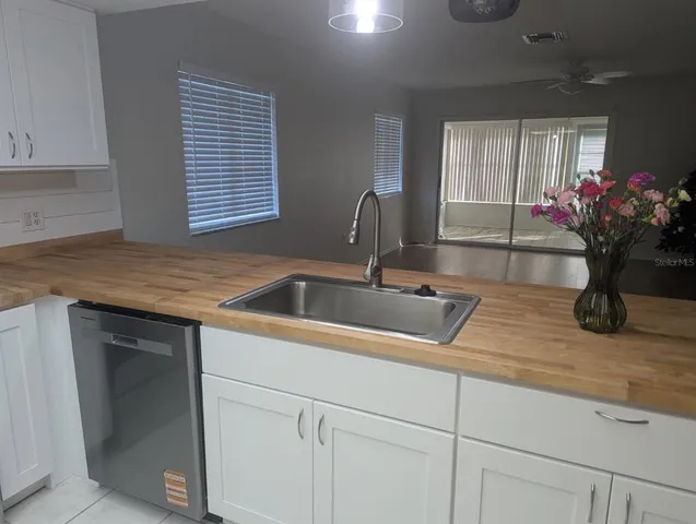 $245,000 | 2270 Alden Lane, Unit A, Palm Harbor, FL 34683