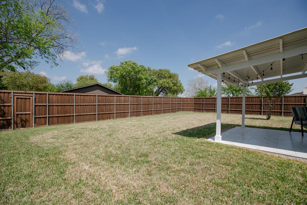 5302 Saddleback Road Garland, TX 75043 - Photo 28 of 31 Spacious back yard