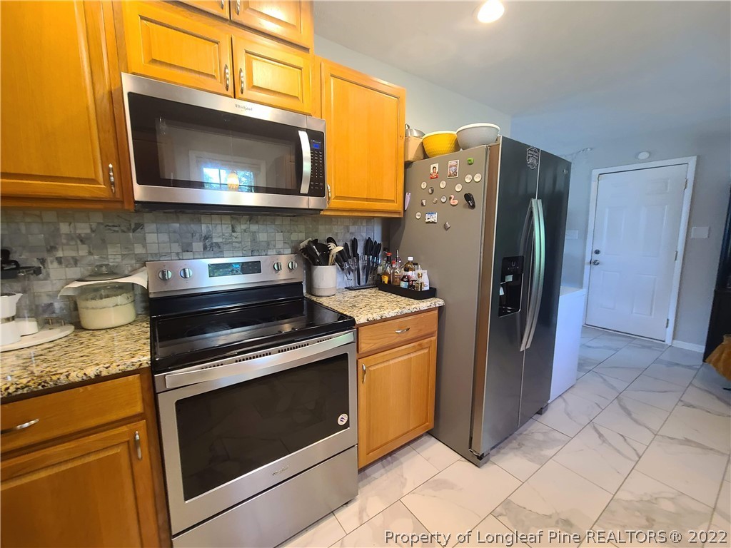 3658 Marcliff Road Hope Mills, NC 28348 - Photo 5 of 12 Gallery Image 5