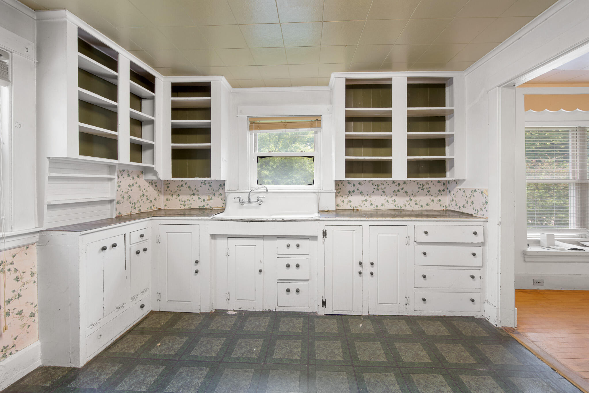 164 7th Street Bangor, ME 04401 - Photo 15 of 51 Kitchen