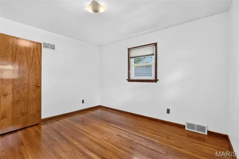 $259,900 | 1011 Hawthorn Avenue, St. Charles, MO 63301