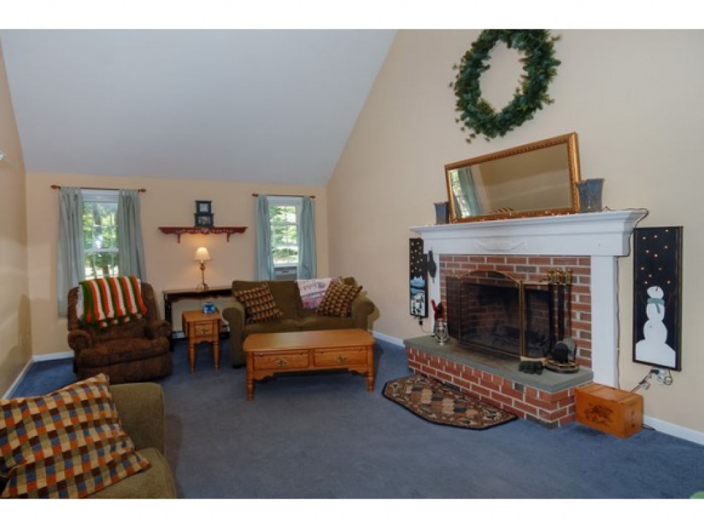 171 Karlin Road Fremont, NH 03044 - Photo 22 of 31
