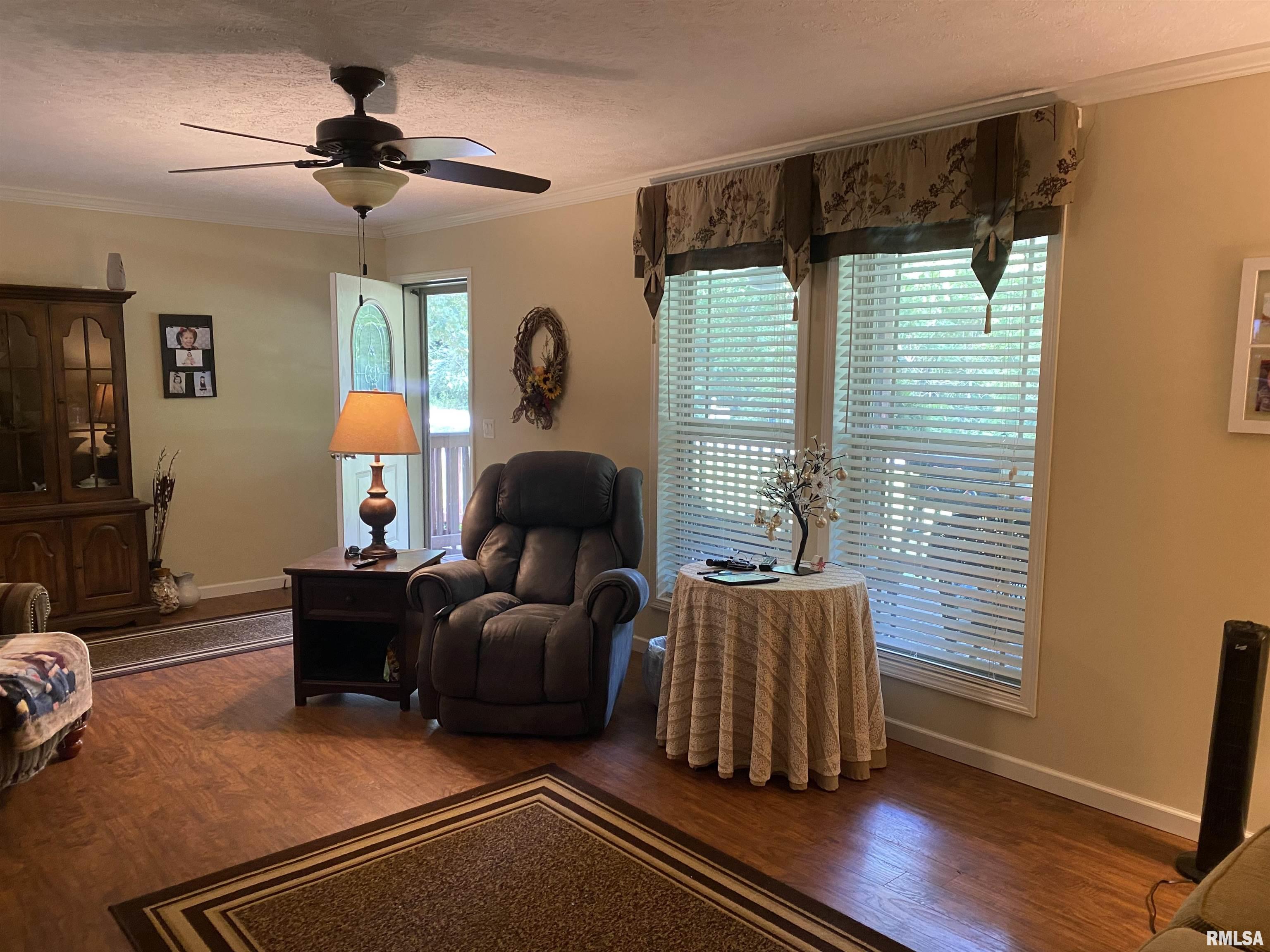 931 South County Line Road Carbondale, IL 62902 - Photo 4 of 22 Gallery Image 4
