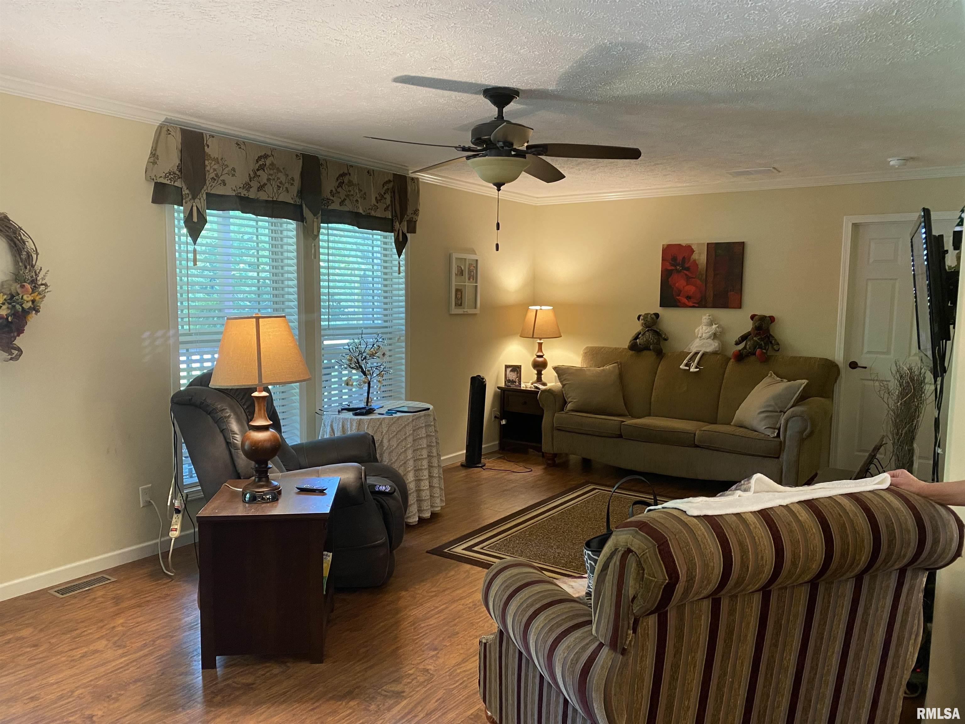 931 South County Line Road Carbondale, IL 62902 - Photo 5 of 22 Gallery Image 5