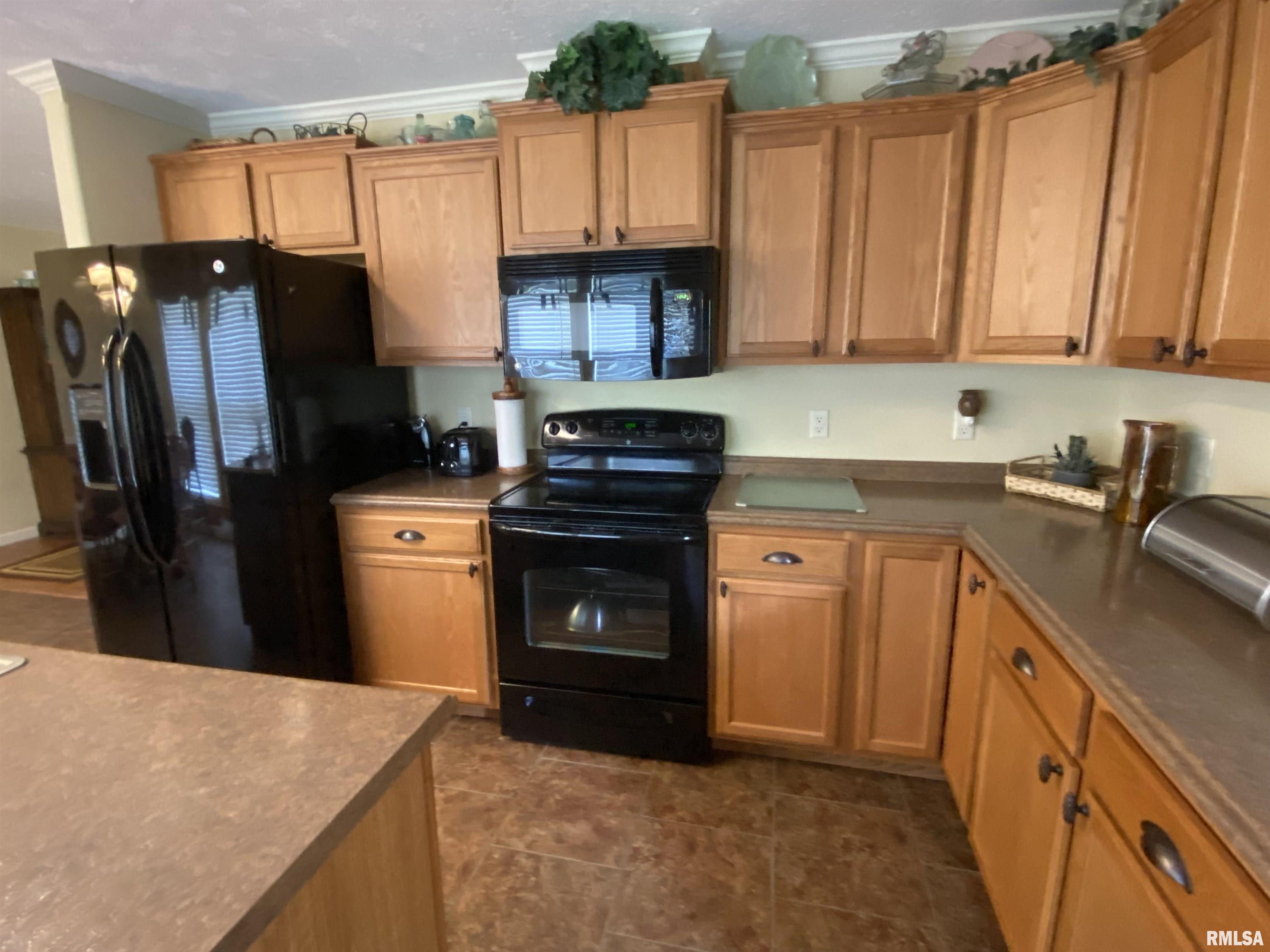 931 South County Line Road Carbondale, IL 62902 - Photo 6 of 22 Gallery Image 6