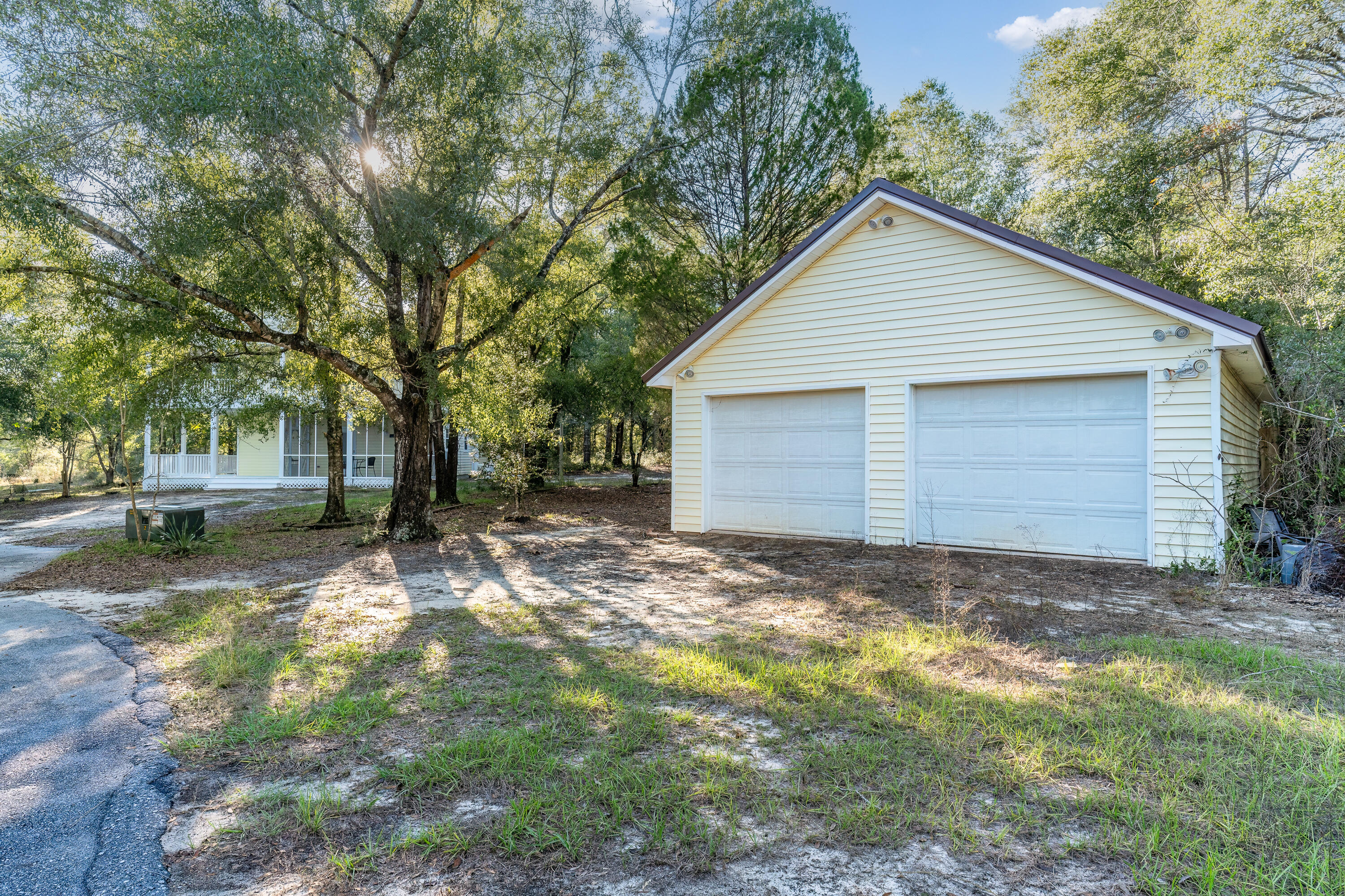 1693 Dads Road Baker, FL 32531 - Photo 10 of 78 2 Car Detached Garage