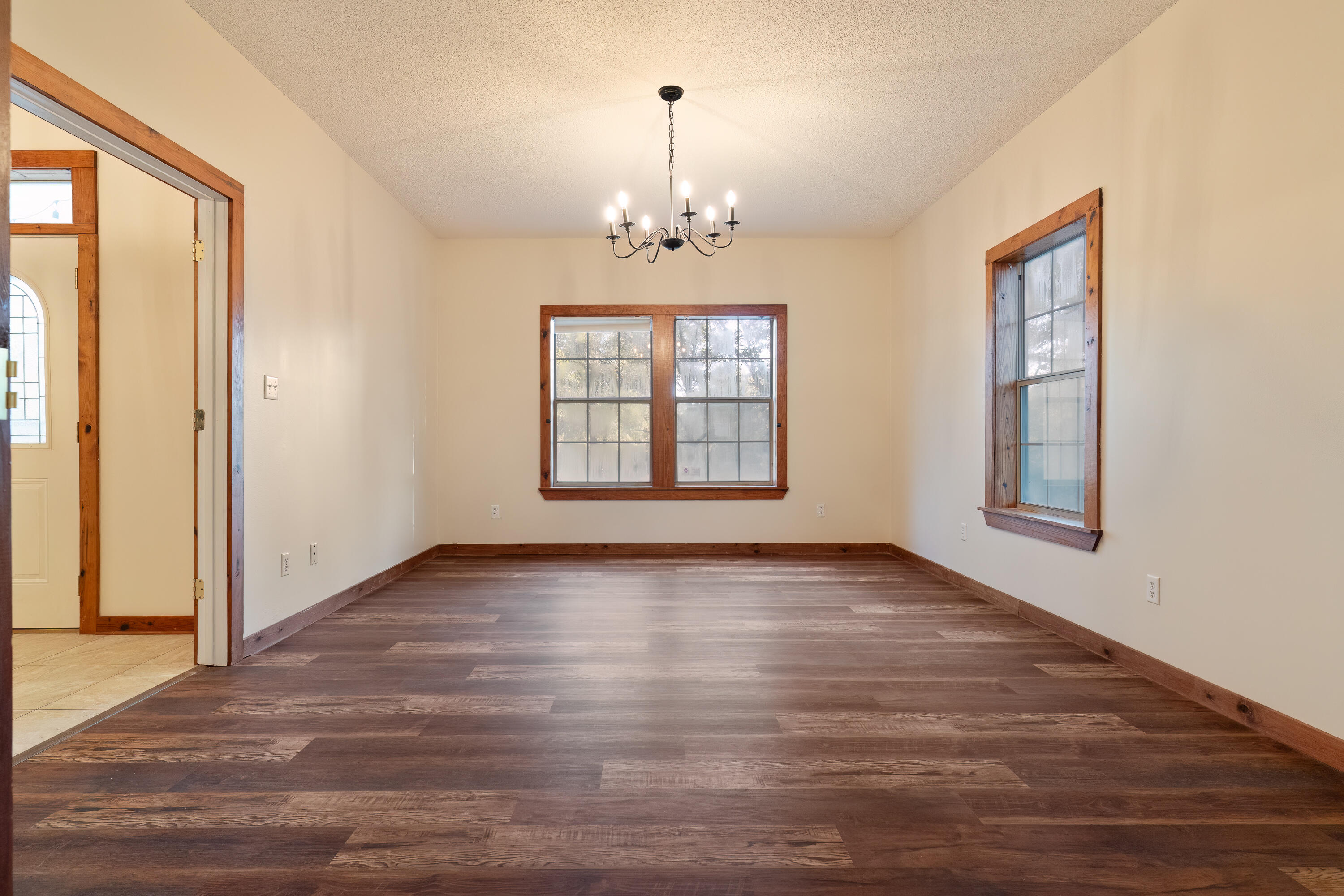 1693 Dads Road Baker, FL 32531 - Photo 26 of 78 Living Room