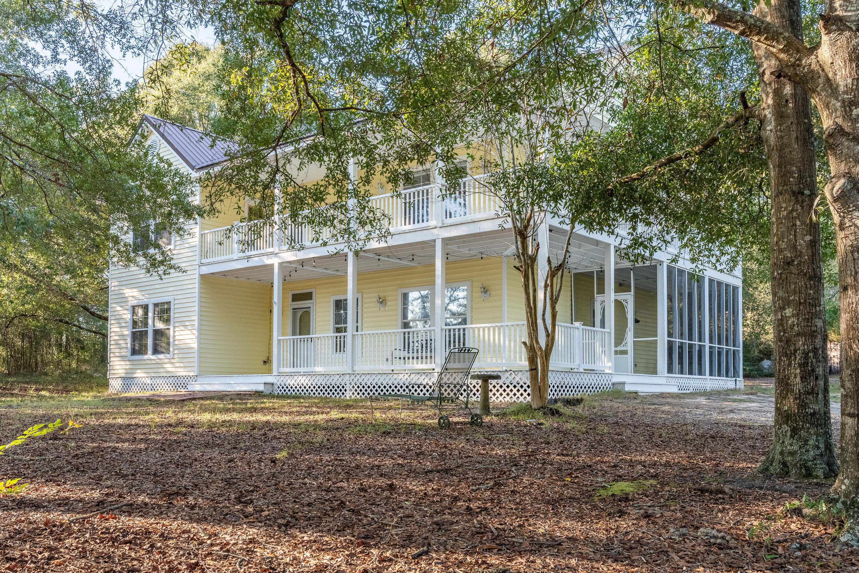 1693 Dads Road Baker, FL 32531 - Photo 8 of 78 Wrap Around Porch
