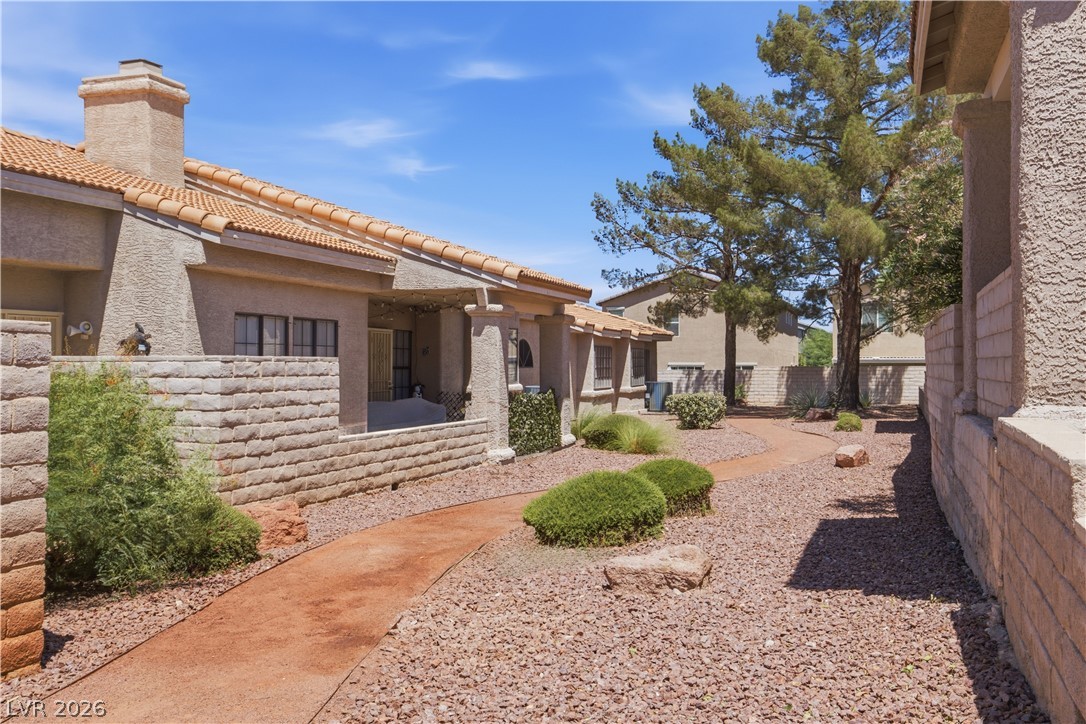251 North Cimarron Road Las Vegas, NV 89145 - Photo 38 of 41
