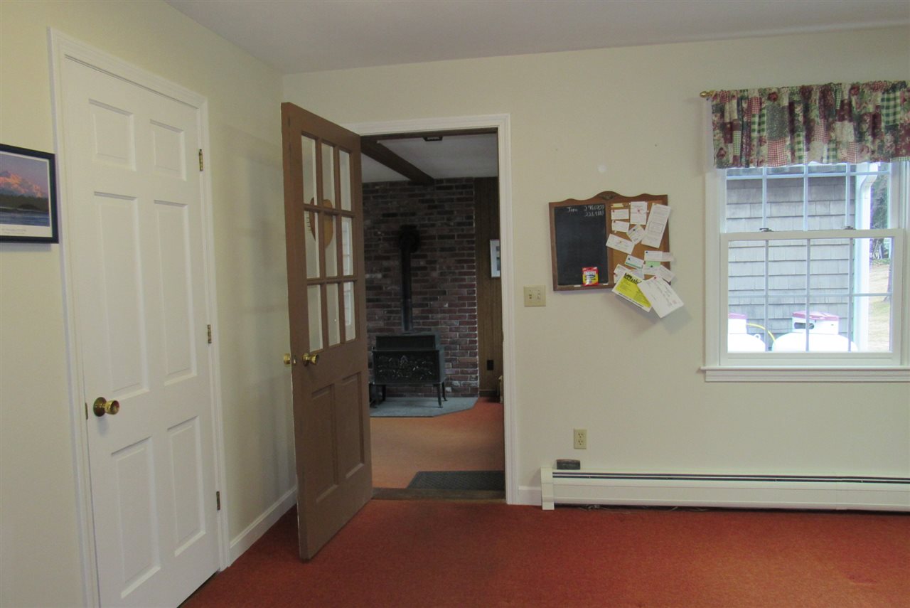 85 Apple Tree Lane Hopkinton, NH 03229 - Photo 13 of 36 Gallery Image 13