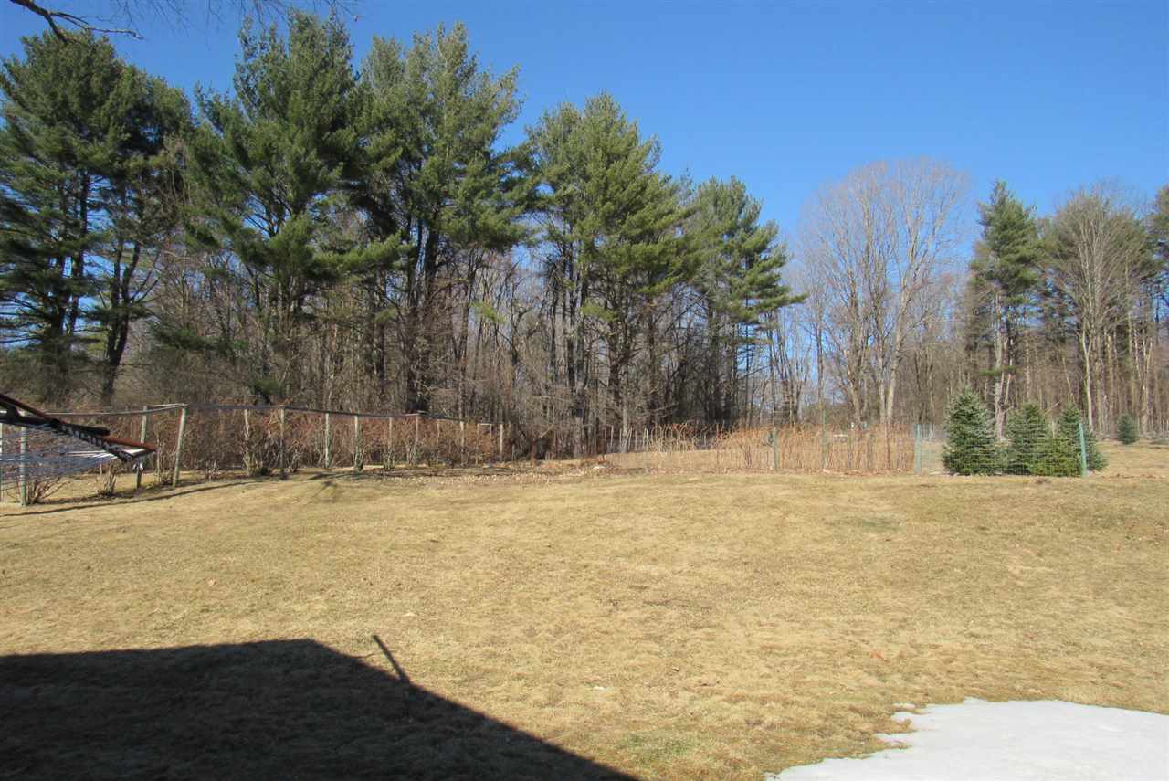 85 Apple Tree Lane Hopkinton, NH 03229 - Photo 35 of 36 Gallery Image 35