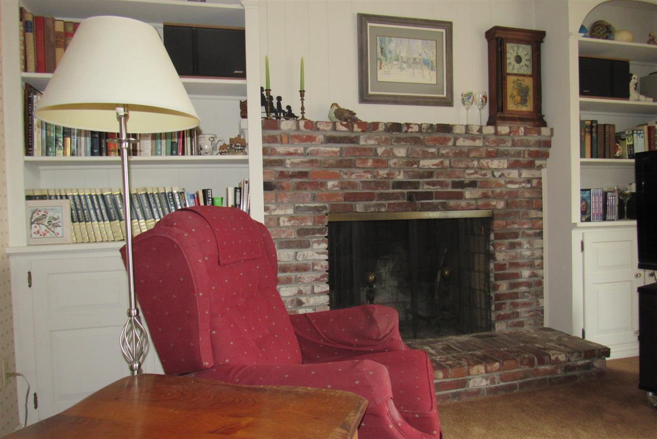 85 Apple Tree Lane Hopkinton, NH 03229 - Photo 5 of 36 Gallery Image 5