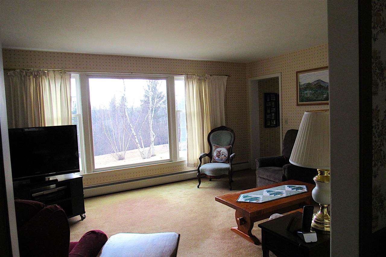 85 Apple Tree Lane Hopkinton, NH 03229 - Photo 6 of 36 Gallery Image 6
