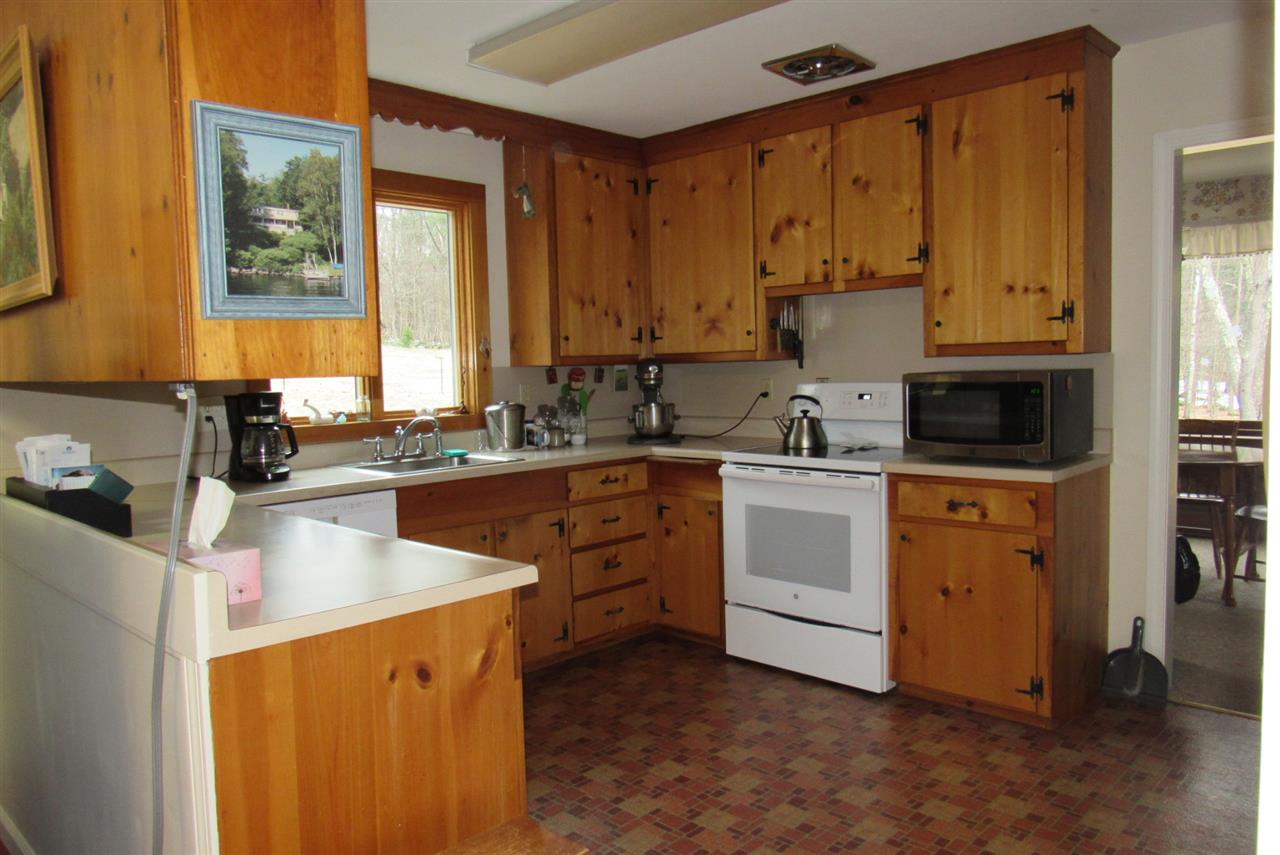 85 Apple Tree Lane Hopkinton, NH 03229 - Photo 10 of 36 Gallery Image 10