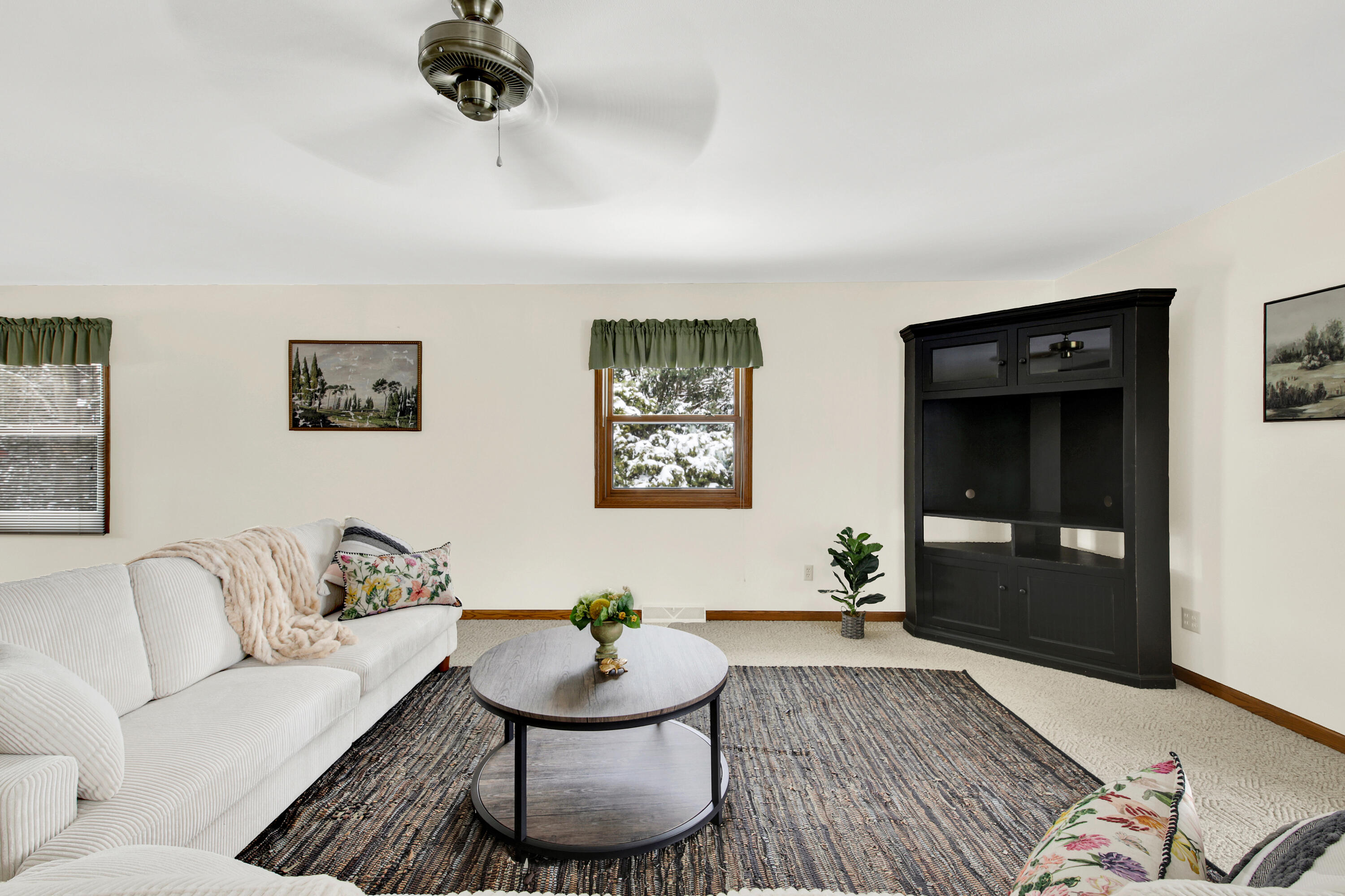 4292 Pleasant Hollow Road Jackson, WI 53037 - Photo 13 of 38 4292 pleasant hollow rd-10