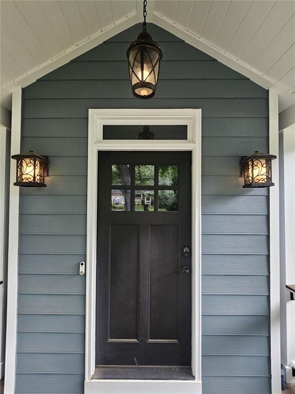 290 Oakmere Road Alpharetta, GA 30009 - Photo 2 of 26
