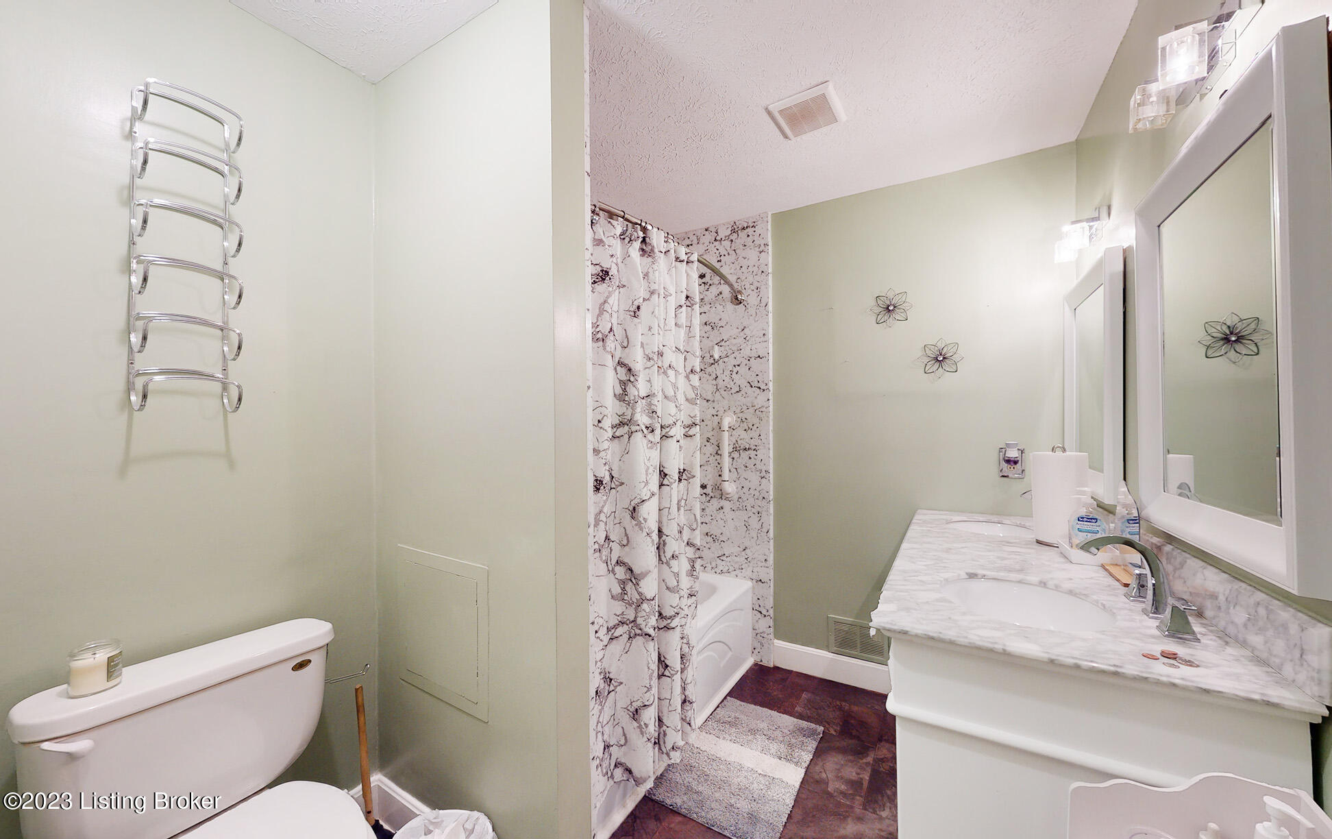 4914 Raven Road Louisville, KY 40213 - Photo 24 of 36 4914-Raven-Rd_028