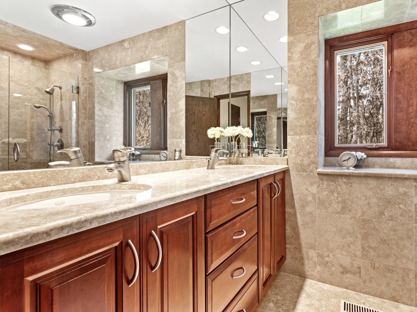 470 East Westleigh Road Lake Forest, IL 60045 - Photo 14 of 28 a bathroom with a sink double vanity and a mirror