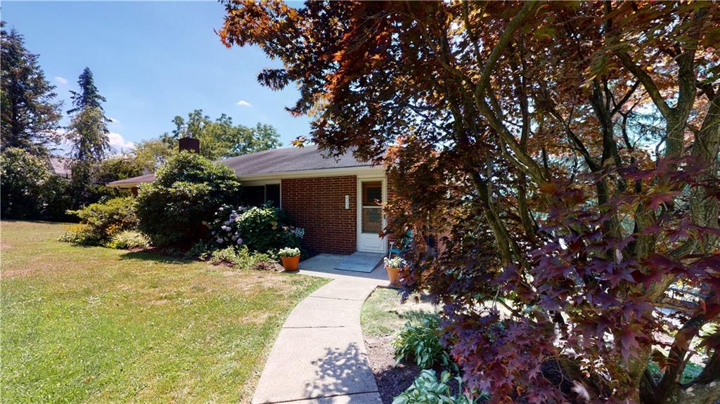 423 Unity Trestle Road Pittsburgh, PA 15239 - Photo 1 of 16