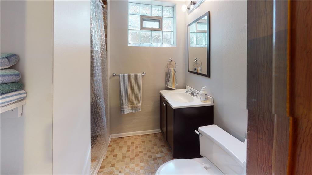 423 Unity Trestle Road Pittsburgh, PA 15239 - Photo 14 of 16