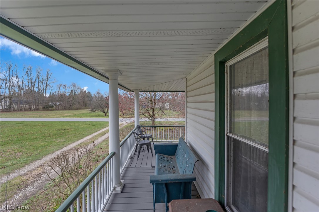 2129 Dock Road Madison, OH 44057 - Photo 8 of 41