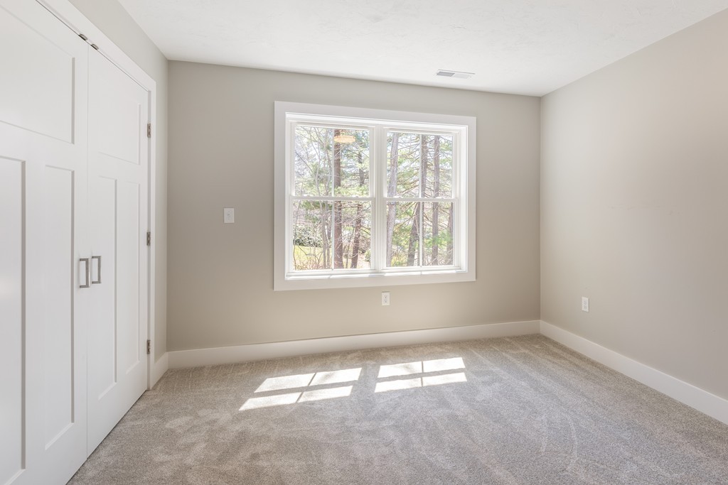 152 Turnpike Road, Unit 5 Chelmsford, MA 01824 - Photo 27 of 33