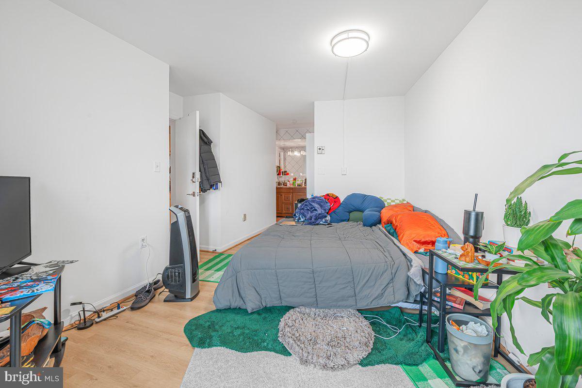 1239 Vermont Avenue Northwest, Unit 902 Washington, DC 20005 - Photo 14 of 26