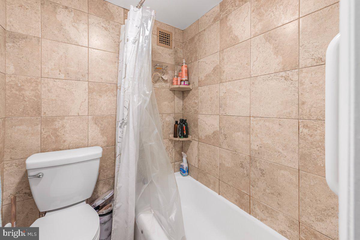 1239 Vermont Avenue Northwest, Unit 902 Washington, DC 20005 - Photo 17 of 26