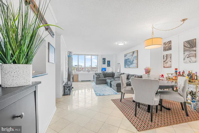 $3,000 | 1239 Vermont Avenue Northwest, Unit 902, Washington, DC 20005