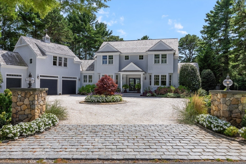 228 Dun Robin Road, Unit 228 Mashpee, MA 02649 - Photo 3 of 42 Gallery Image 3