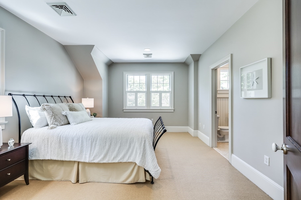 228 Dun Robin Road, Unit 228 Mashpee, MA 02649 - Photo 33 of 42 Gallery Image 33