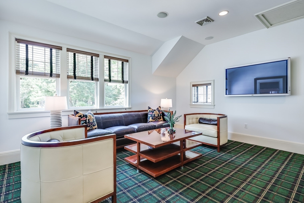 228 Dun Robin Road, Unit 228 Mashpee, MA 02649 - Photo 35 of 42 Gallery Image 35