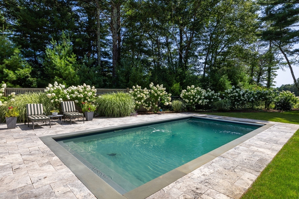 228 Dun Robin Road, Unit 228 Mashpee, MA 02649 - Photo 38 of 42 Gallery Image 38