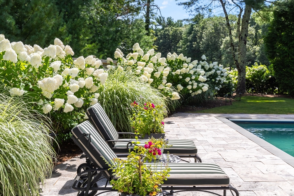 228 Dun Robin Road, Unit 228 Mashpee, MA 02649 - Photo 5 of 42 Gallery Image 5