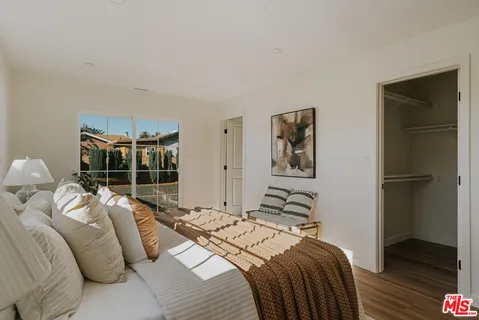 $949,995 | 3439 West 59th Place, Los Angeles, CA 90043