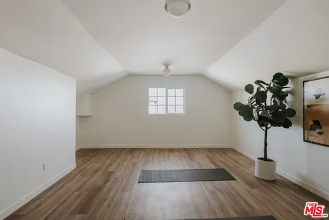 $949,995 | 3439 West 59th Place, Los Angeles, CA 90043