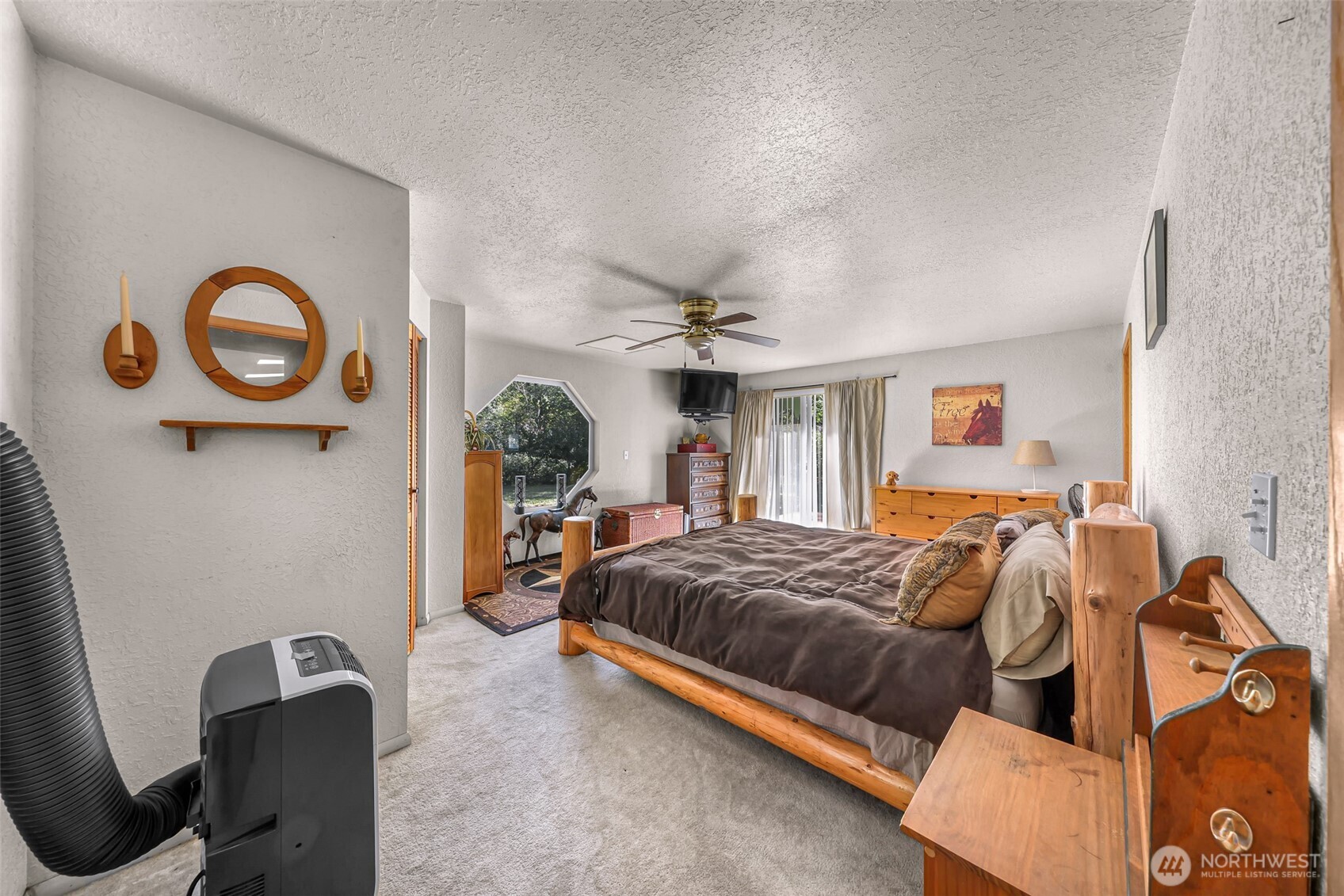 4036 Wynn Road Bellingham, WA 98225 - Photo 10 of 38 Gallery Image 10