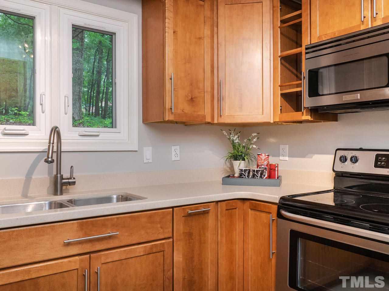 5412 Sylvan Lane Raleigh, NC 27613 - Photo 12 of 30