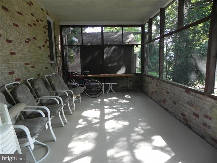112 Old Point Road Wilmington, DE 19803 - Photo 16 of 20 Enclosed Porch