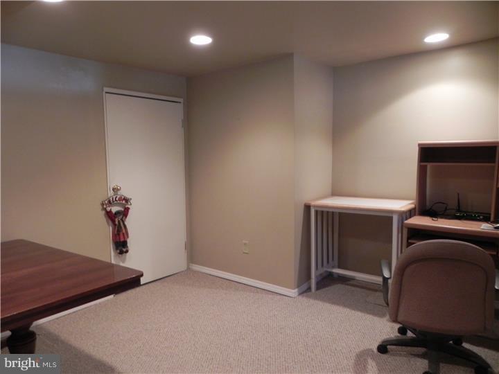 112 Old Point Road Wilmington, DE 19803 - Photo 9 of 20 Office / Study