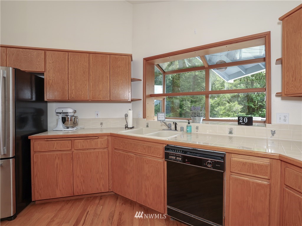 22932 Scotty Road Granite Falls, WA 98252 - Photo 10 of 39 Gallery Image 10
