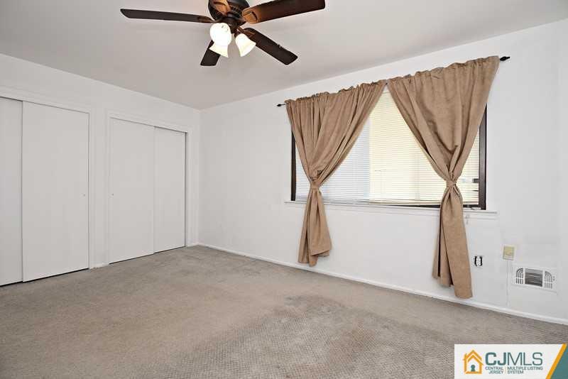 A9 Georges Road, Unit 9 Dayton, NJ 08810 - Photo 19 of 20 an empty room with windows