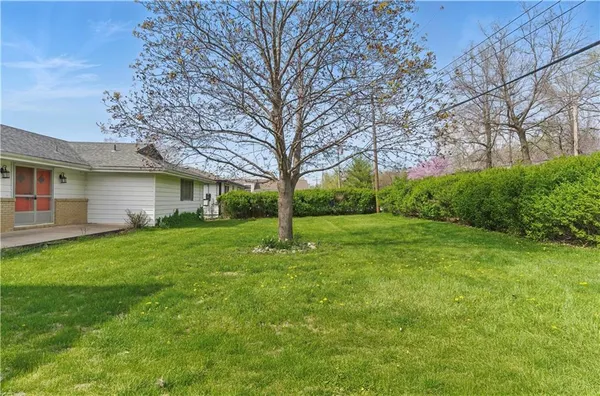 $850,000 | 13-P Lake Shore Drive, Lake Lotawana, MO 64086