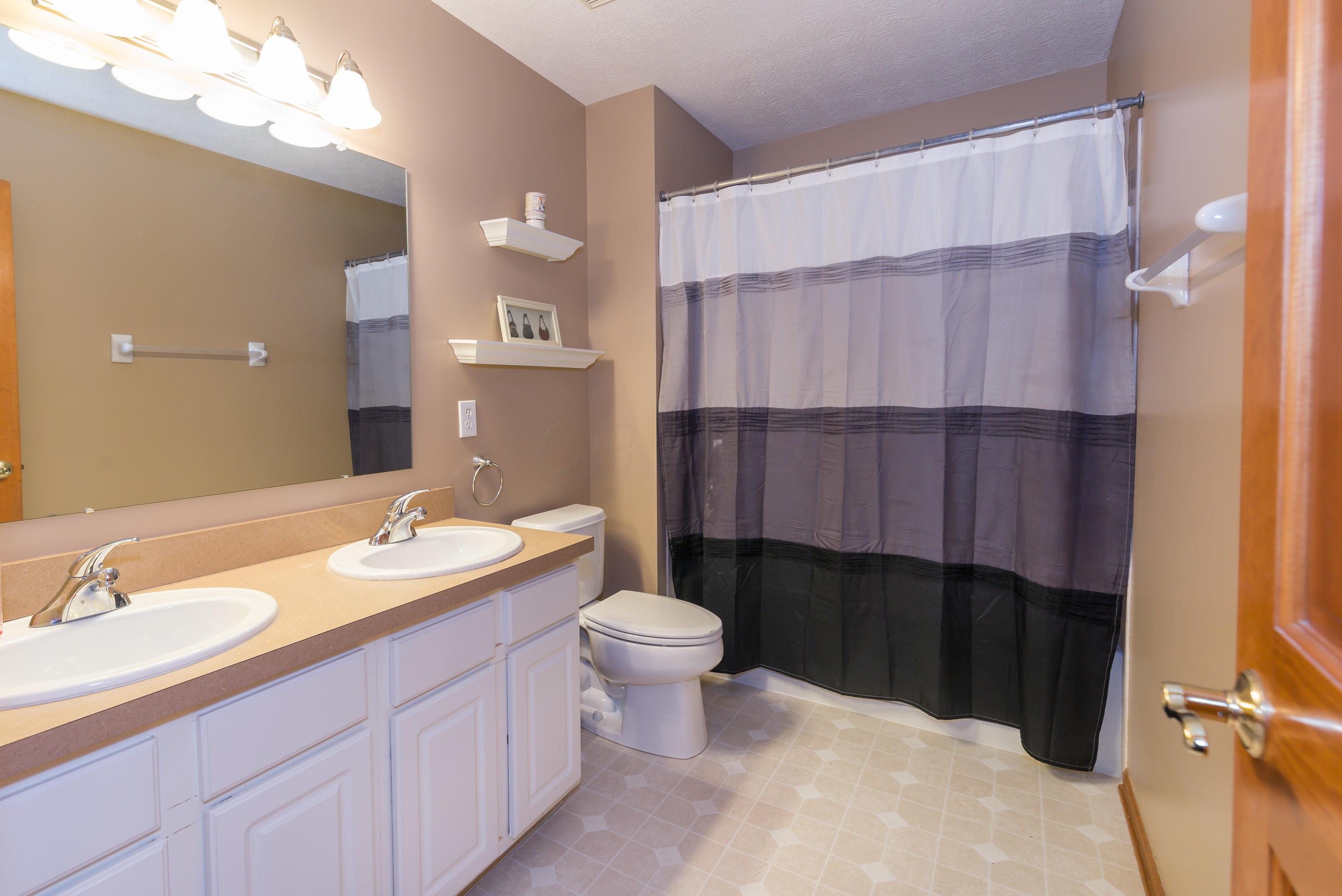 4147 Leppert Road Hilliard, OH 43026 - Photo 17 of 19 Gallery Image 17