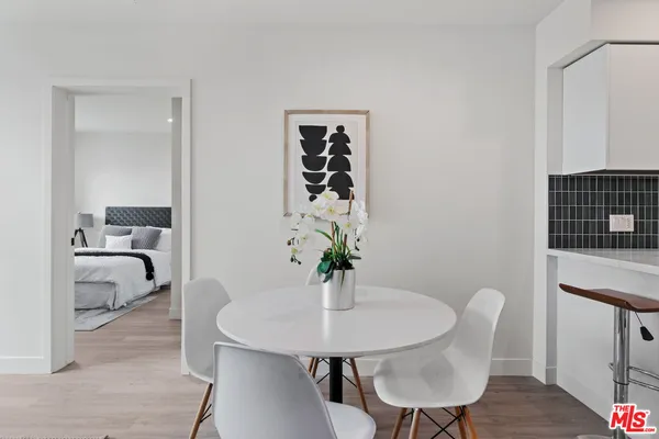 $2,850 | 132 Rosemont Avenue, Unit 101, Los Angeles, CA 90026