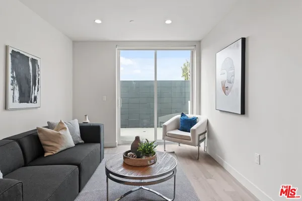 $2,850 | 132 Rosemont Avenue, Unit 101, Los Angeles, CA 90026