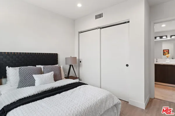 $2,850 | 132 Rosemont Avenue, Unit 101, Los Angeles, CA 90026
