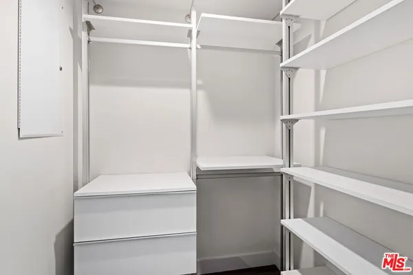 $2,850 | 132 Rosemont Avenue, Unit 101, Los Angeles, CA 90026