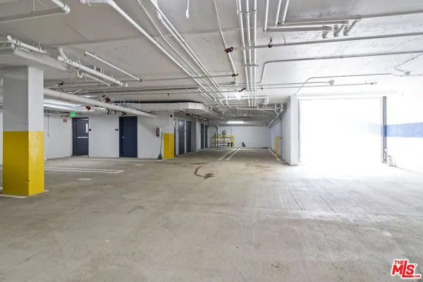 $2,850 | 132 Rosemont Avenue, Unit 101, Los Angeles, CA 90026