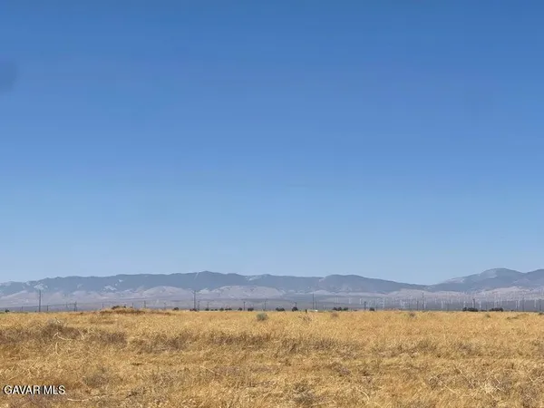 $19,950 | D8 92nd Street West, Lancaster, CA 93536